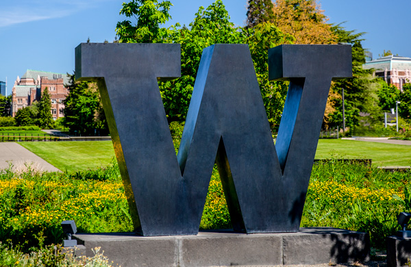 Photos: Bronze W on the University of Washington campus.